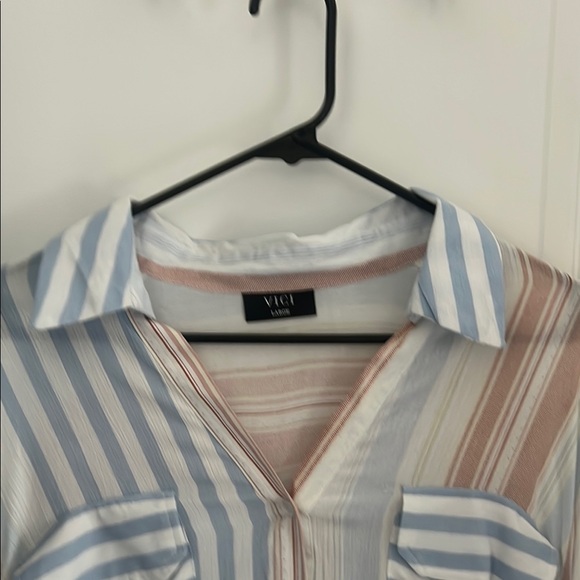 Vici Blue and White Button Down Shirt with Notched Collar - Picture 4 of 5
